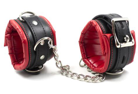 Premium Adjustable Leather Handcuffs – 160g Lightweight BDSM Wrist Restraints – Secure Bondage Cuffs in Sleek Black